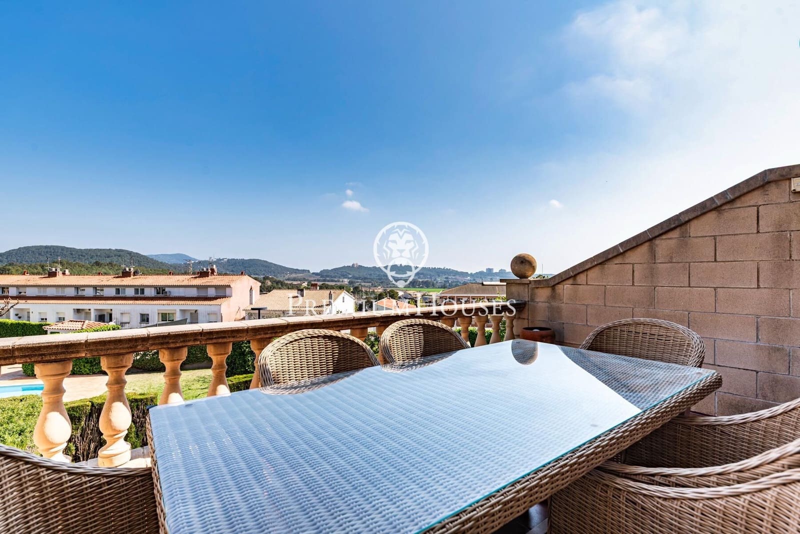 5 soverom Rekkehus til salgs i Sant Pere de Ribes med svømmebasseng - € 545 000 (Ref: 9686777)