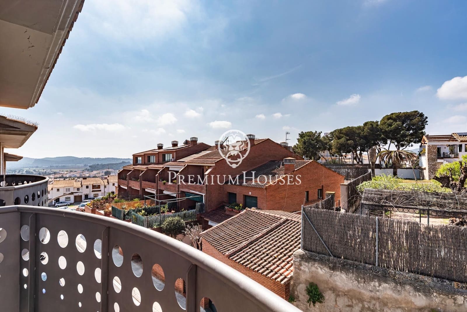 5 soverom Rekkehus til salgs i Sant Pere de Ribes med svømmebasseng - € 545 000 (Ref: 9686777)