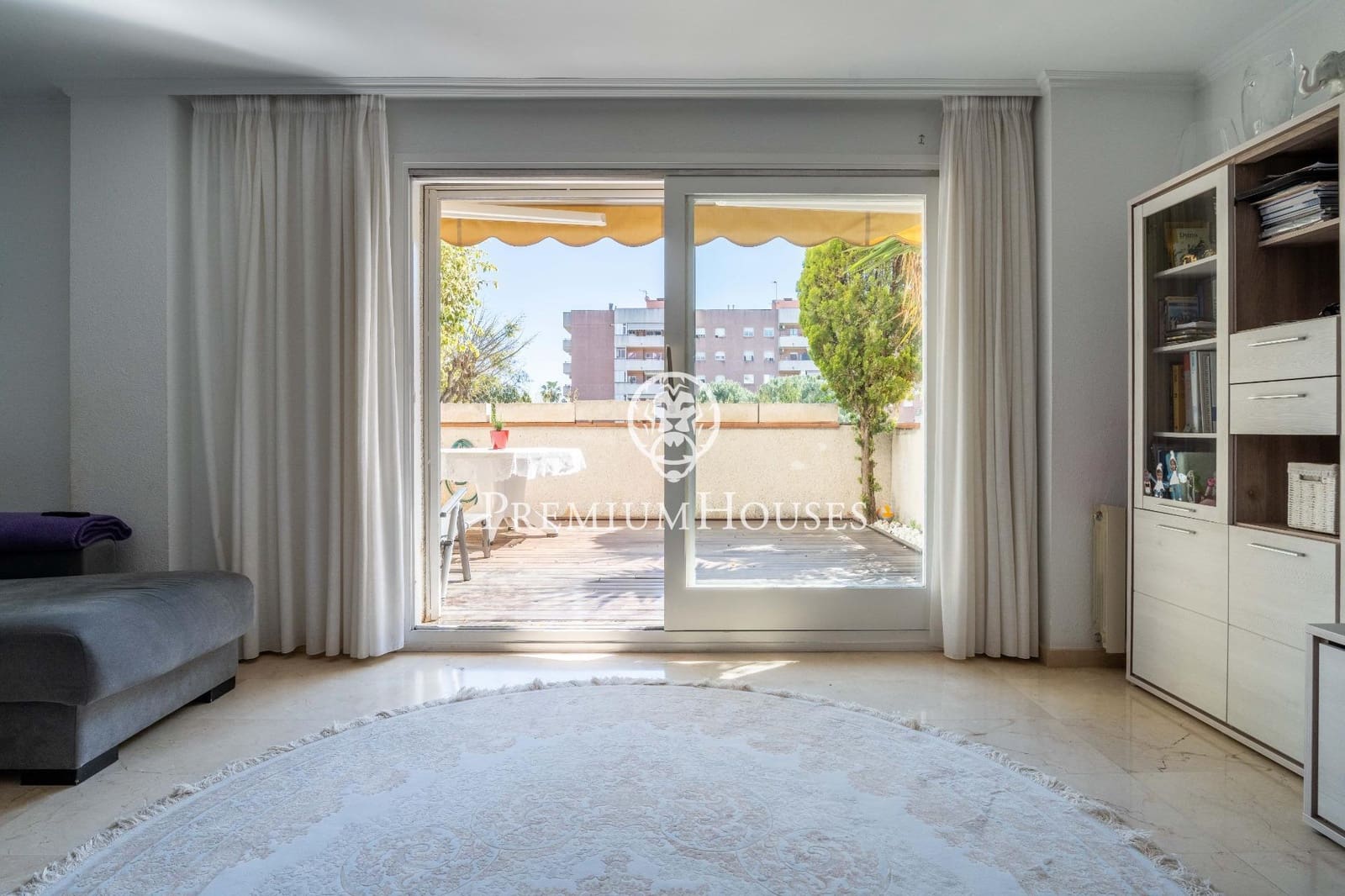 3 bedroom Apartment for sale in Castelldefels with pool - € 675,000 (Ref: 9696315)