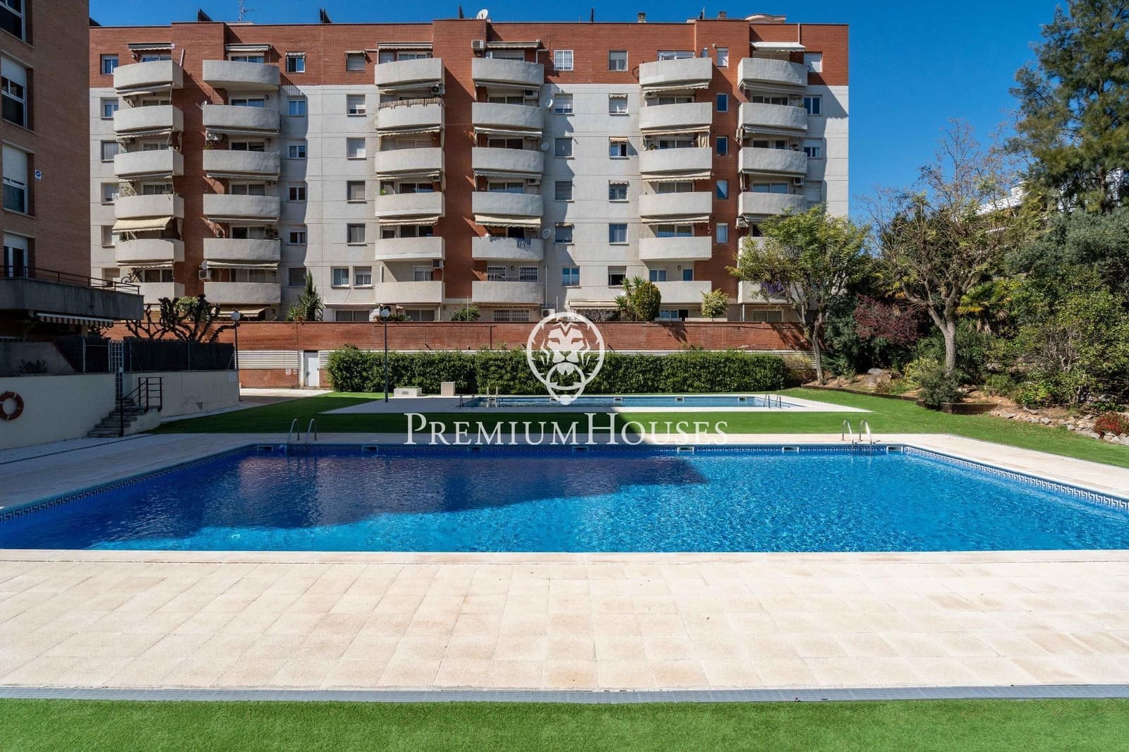 3 bedroom Apartment for sale in Castelldefels with pool - € 675,000 (Ref: 9696315)