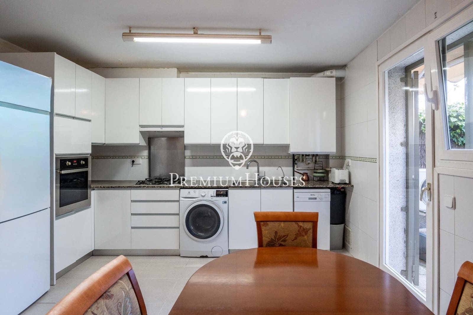 3 bedroom Apartment for sale in Castelldefels with pool - € 675,000 (Ref: 9696315)