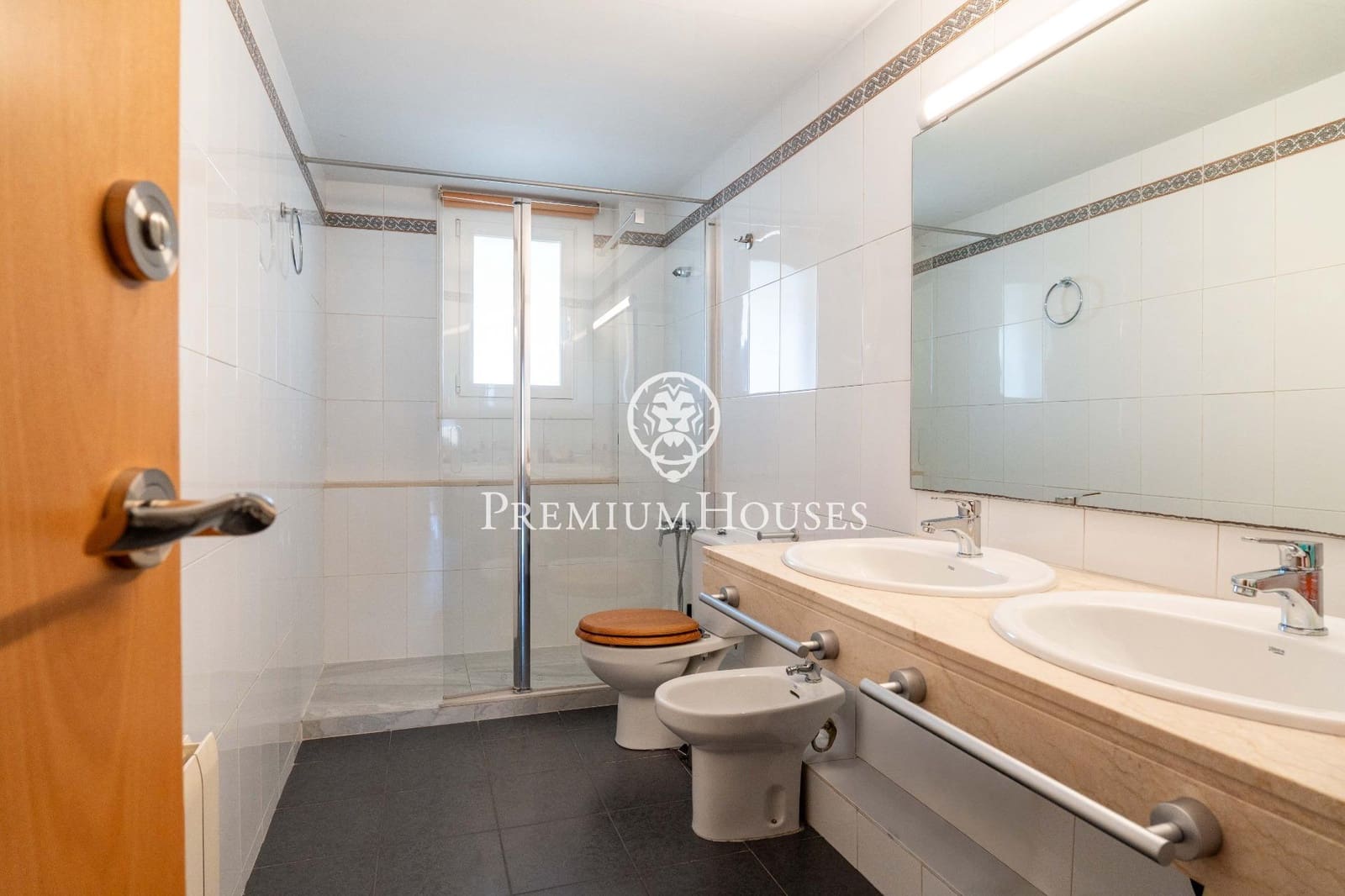 3 bedroom Apartment for sale in Castelldefels with pool - € 675,000 (Ref: 9696315)