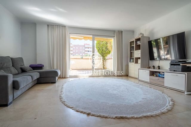 3 sypialnia Apartament na sprzedaż w Castelldefels z basenem - 675 000 € (Ref: 9696315)