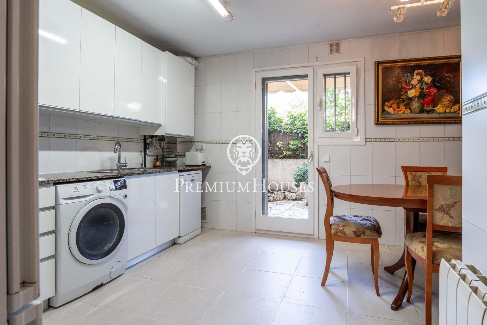 3 bedroom Apartment for sale in Castelldefels with pool - € 675,000 (Ref: 9696315)