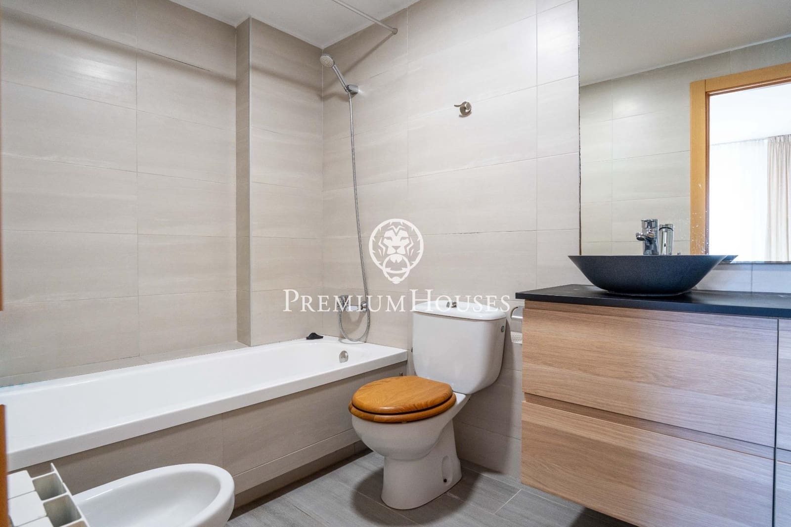 3 bedroom Apartment for sale in Castelldefels with pool - € 675,000 (Ref: 9696315)