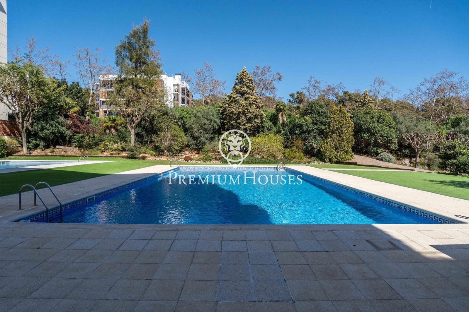 3 bedroom Apartment for sale in Castelldefels with pool - € 675,000 (Ref: 9696315)