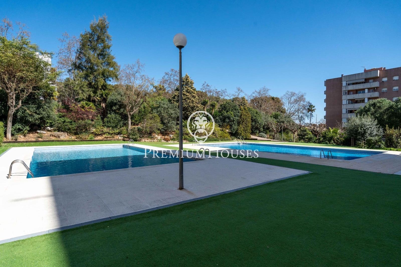 3 bedroom Apartment for sale in Castelldefels with pool - € 675,000 (Ref: 9696315)