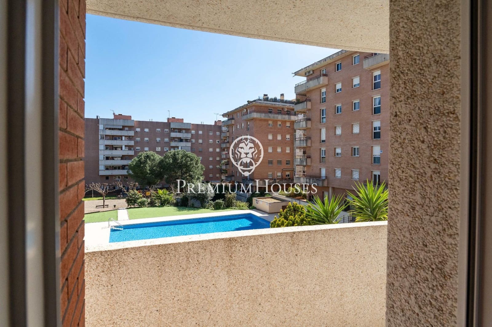 3 bedroom Apartment for sale in Castelldefels with pool - € 675,000 (Ref: 9696315)