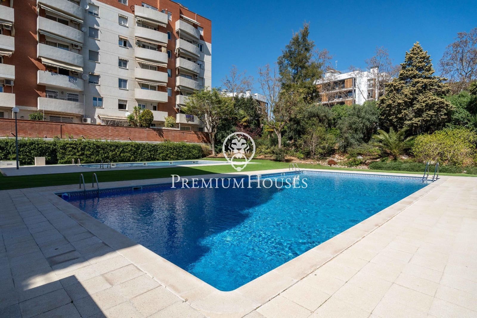 3 bedroom Apartment for sale in Castelldefels with pool - € 675,000 (Ref: 9696315)