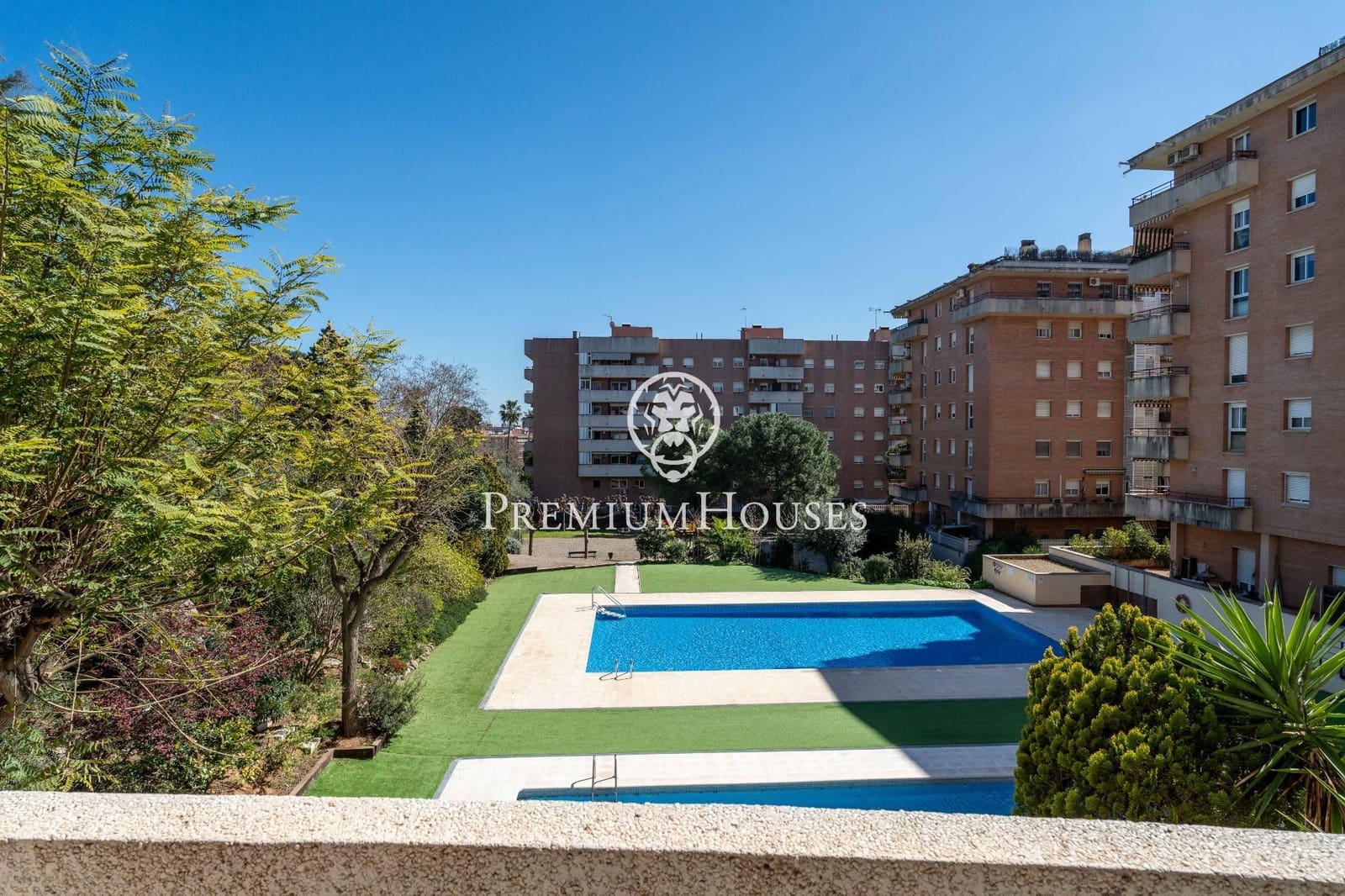 3 bedroom Apartment for sale in Castelldefels with pool - € 675,000 (Ref: 9696315)