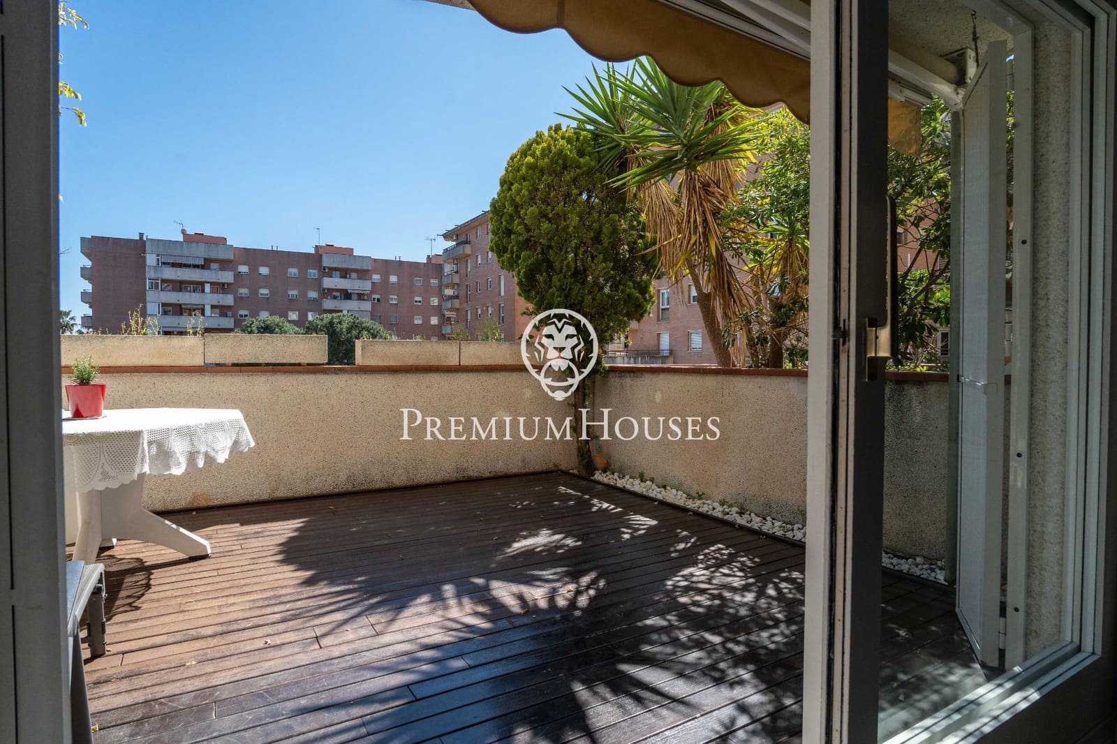 3 bedroom Apartment for sale in Castelldefels with pool - € 675,000 (Ref: 9696315)