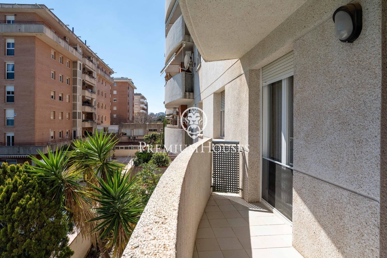 3 bedroom Apartment for sale in Castelldefels with pool - € 675,000 (Ref: 9696315)