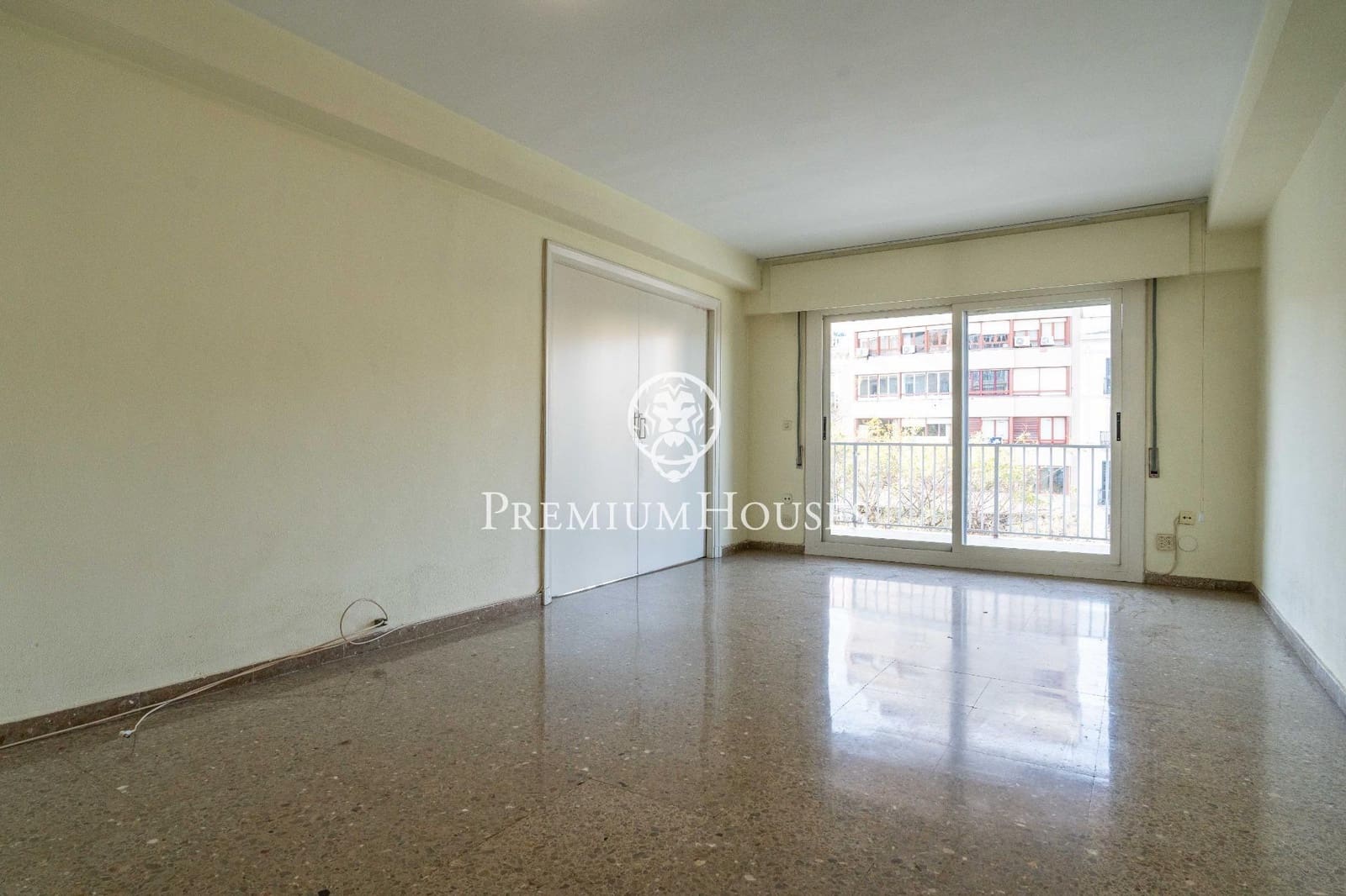 4 soveværelse Lejlighed til salg i Tarragona by - € 395.000 (Ref: 9698963)