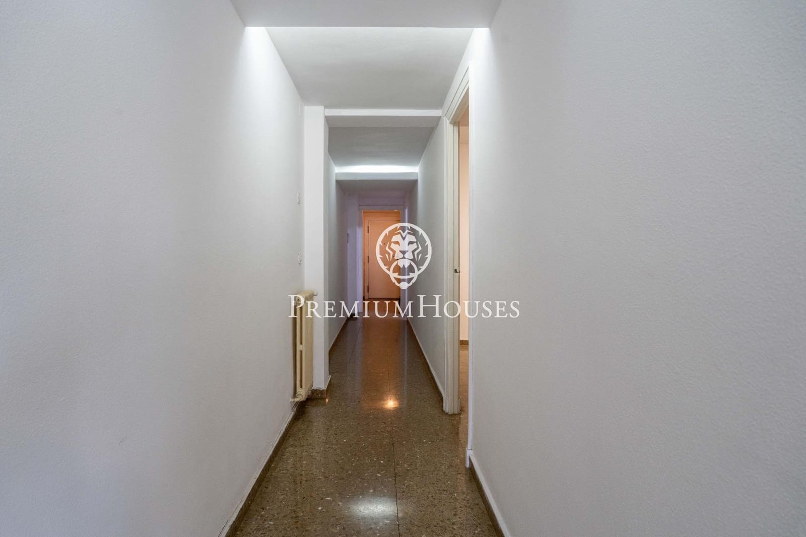 4 soveværelse Lejlighed til salg i Tarragona by - € 395.000 (Ref: 9698963)