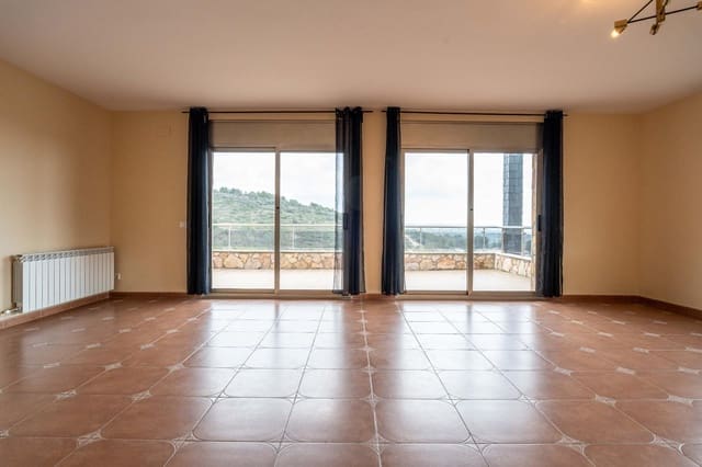 5 camera da letto Villa in vendita in El Vendrell con piscina garage - 725.000 € (Rif: 9712205)