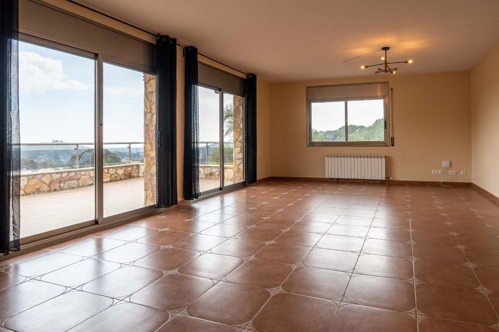 5 bedroom Villa for sale in El Vendrell with pool garage - € 725,000 (Ref: 9712205)