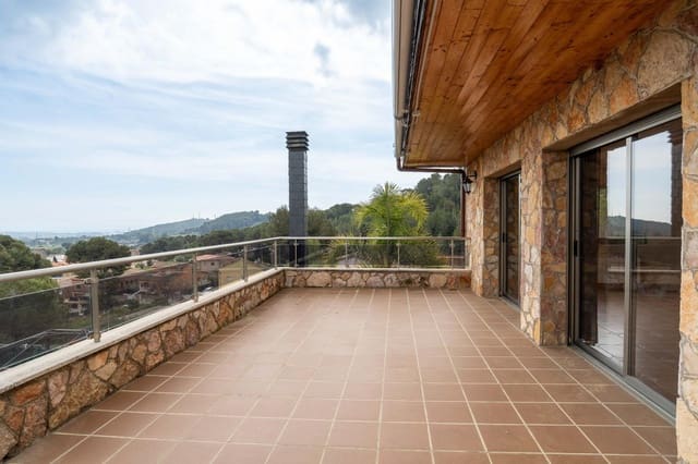 5 camera da letto Villa in vendita in El Vendrell con piscina garage - 725.000 € (Rif: 9712205)