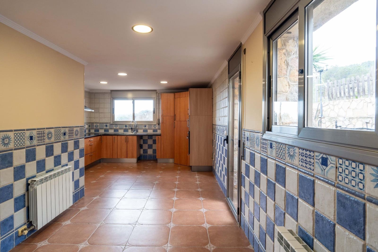 5 bedroom Villa for sale in El Vendrell with pool garage - € 725,000 (Ref: 9712205)