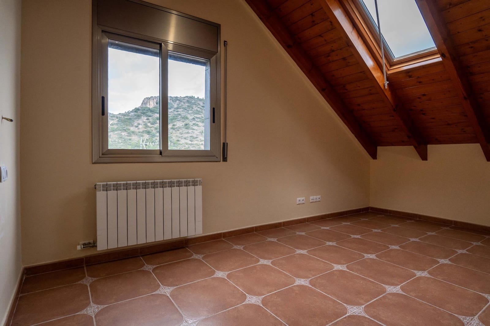 5 bedroom Villa for sale in El Vendrell with pool garage - € 725,000 (Ref: 9712205)