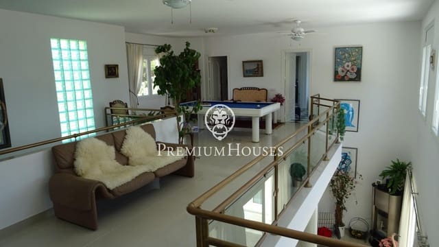 4 soverom Villa til salgs i L'Ametlla de Mar med svømmebasseng garasje - € 1 850 000 (Ref: 9715129)