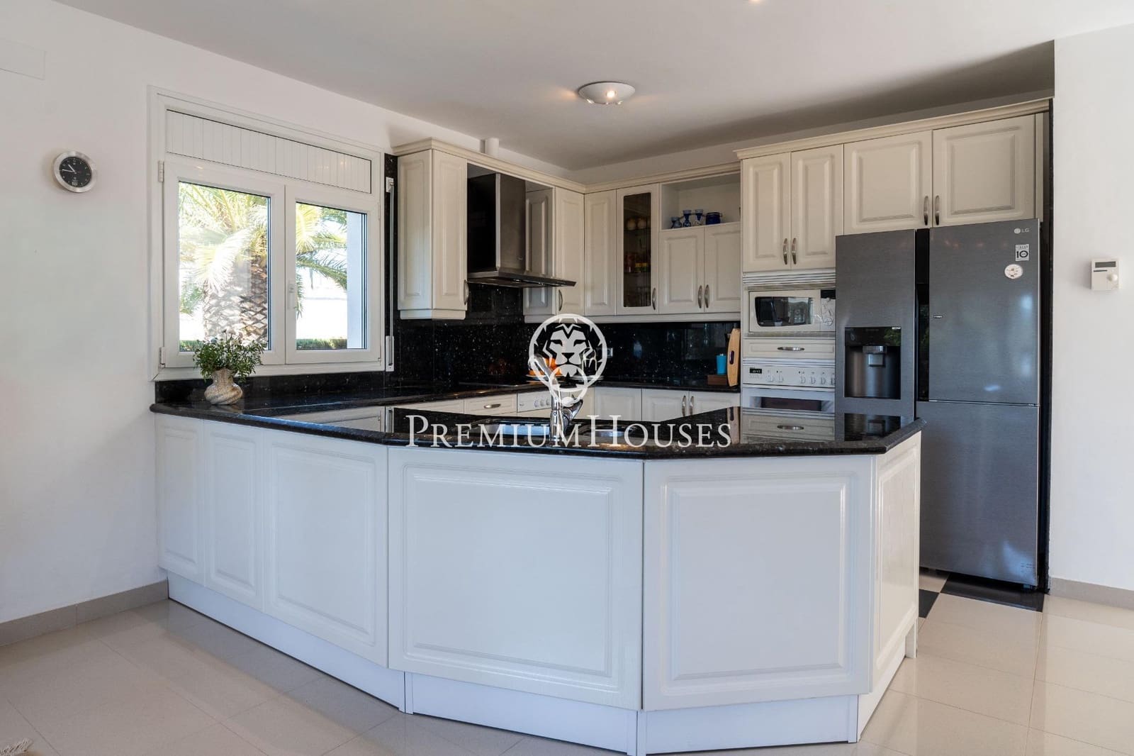4 sovrum Villa till salu i L'Ametlla de Mar med pool garage - 1 850 000 € (Ref: 9715129)