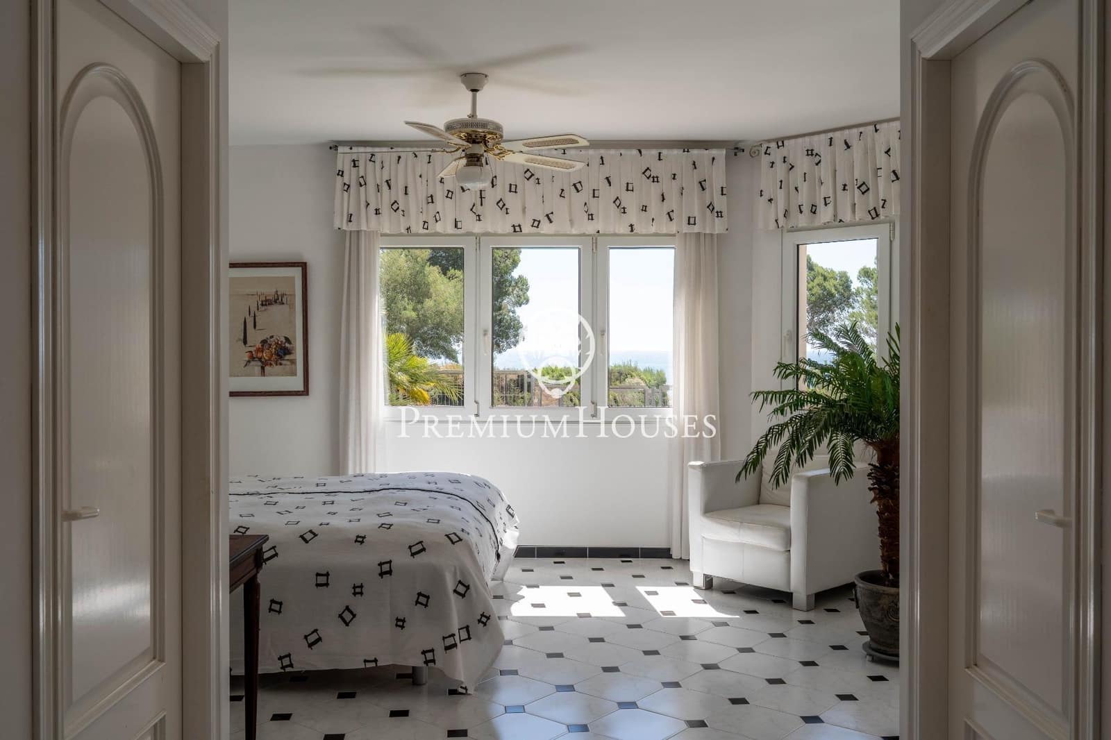 4 sovrum Villa till salu i L'Ametlla de Mar med pool garage - 1 850 000 € (Ref: 9715129)