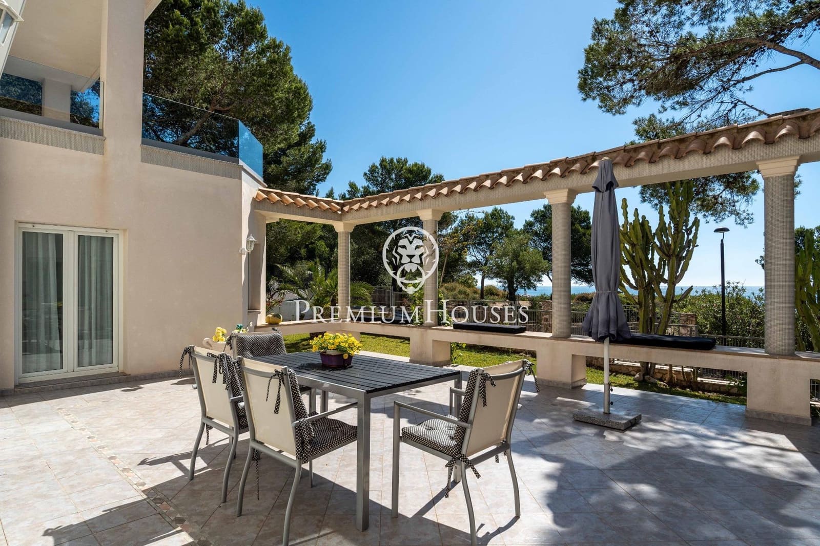 4 sovrum Villa till salu i L'Ametlla de Mar med pool garage - 1 850 000 € (Ref: 9715129)