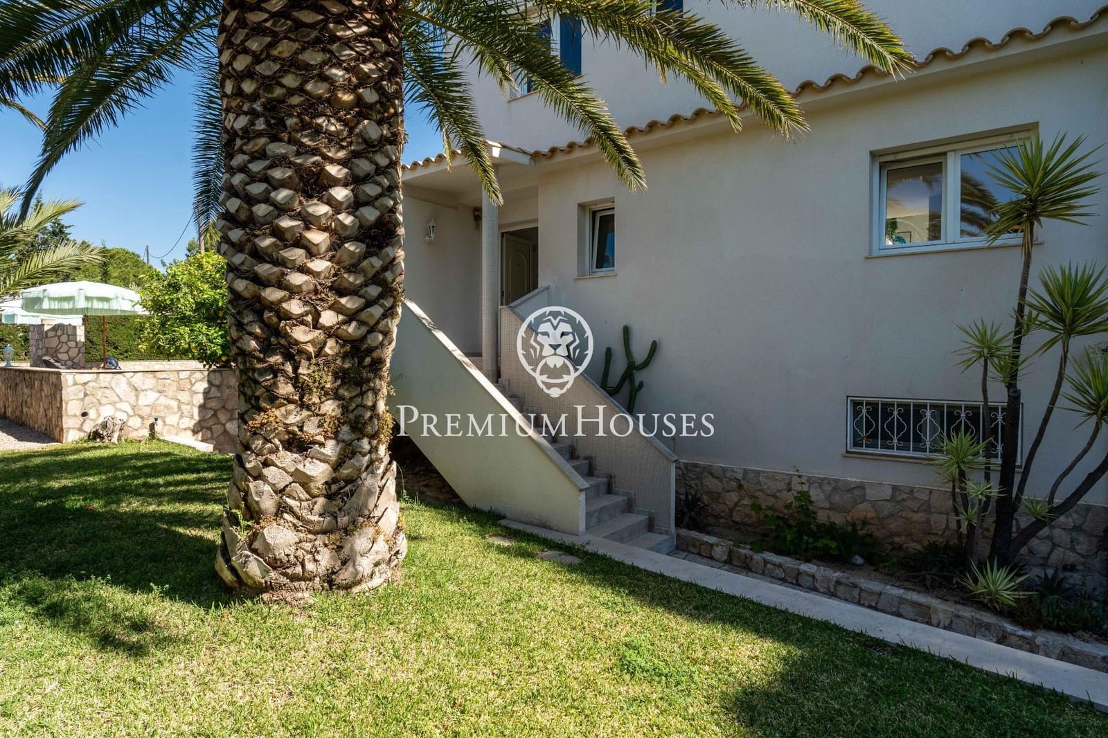 4 sovrum Villa till salu i L'Ametlla de Mar med pool garage - 1 850 000 € (Ref: 9715129)