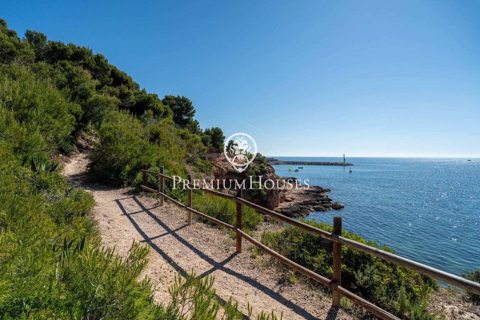 4 sovrum Villa till salu i L'Ametlla de Mar med pool garage - 1 850 000 € (Ref: 9715129)