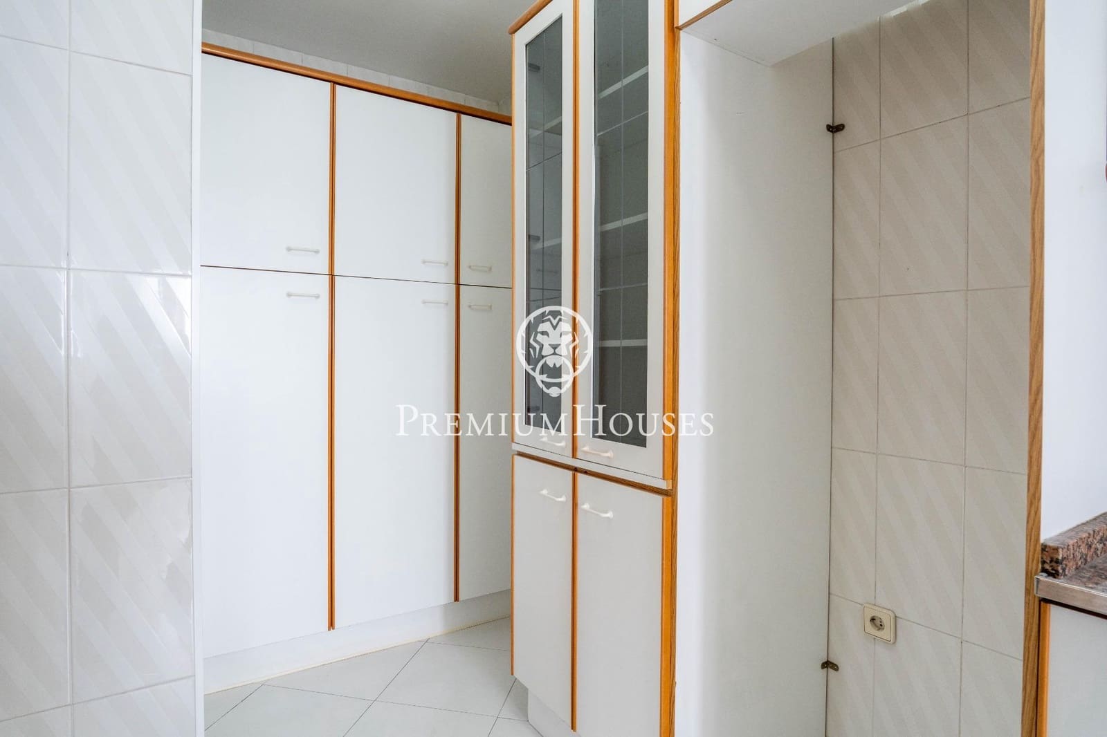 3 bedroom Flat for rent in Tarragona city - € 1,338 (Ref: 9721912)