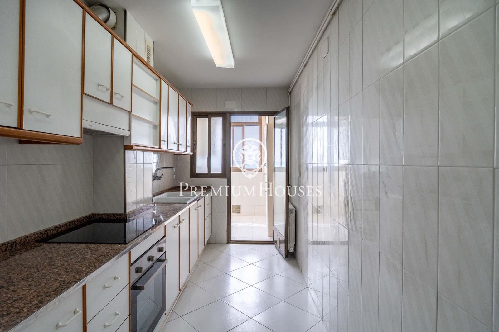 3 bedroom Flat for rent in Tarragona city - € 1,338 (Ref: 9721912)