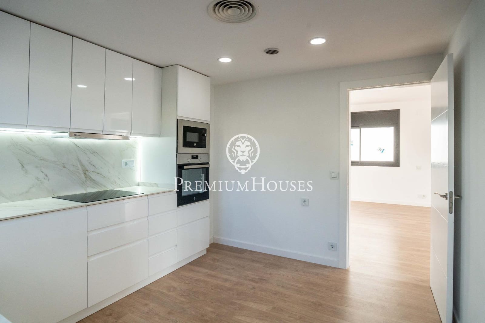 4 camera da letto Villa in vendita in Segur de Calafell con piscina garage - 540.000 € (Rif: 9726853)