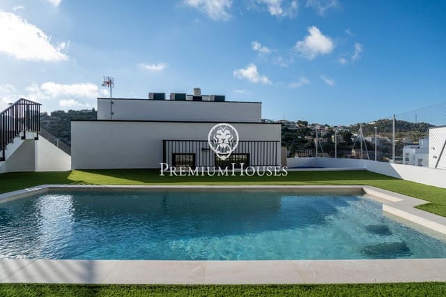 4 soverom Villa til salgs i Segur de Calafell, Calafell med svømmebasseng garasje - € 540 000 (Ref: 9726853)