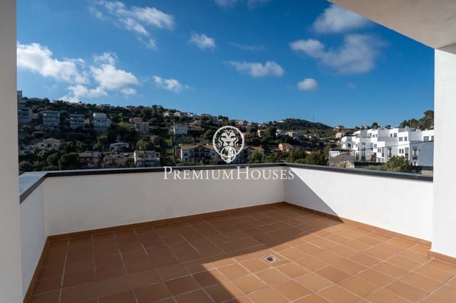 4 soverom Villa til salgs i Segur de Calafell, Calafell med svømmebasseng garasje - € 540 000 (Ref: 9726853)