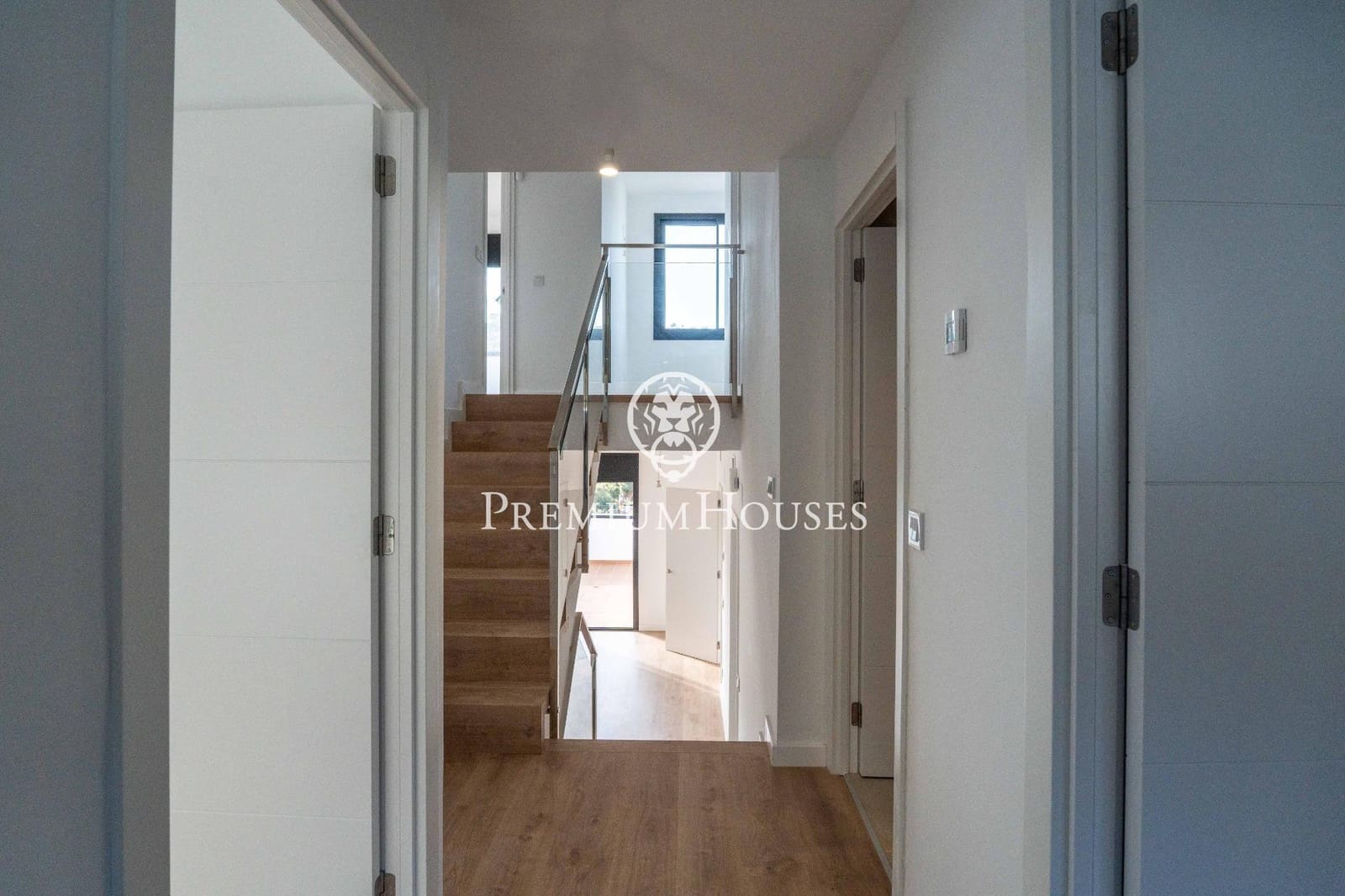 4 soveværelse Villa til salg i Segur de Calafell med swimmingpool garage - € 540.000 (Ref: 9726853)