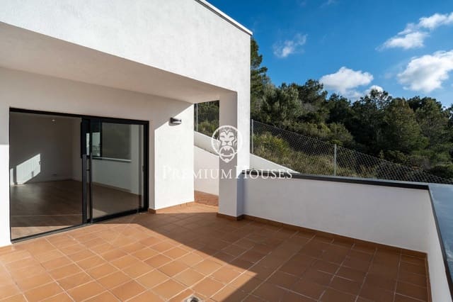 4 soverom Villa til salgs i Segur de Calafell, Calafell med svømmebasseng garasje - € 540 000 (Ref: 9726853)