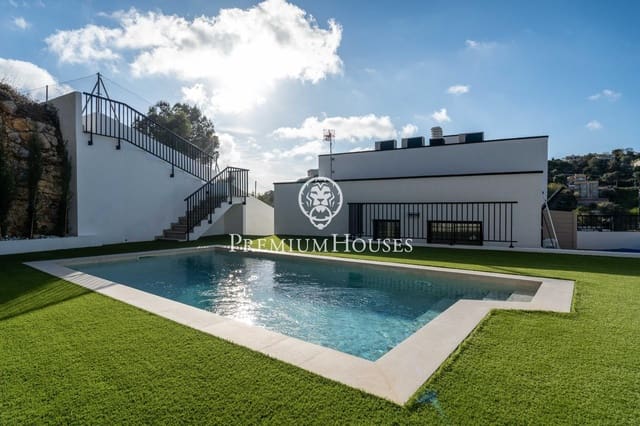4 soverom Villa til salgs i Segur de Calafell, Calafell med svømmebasseng garasje - € 540 000 (Ref: 9726853)
