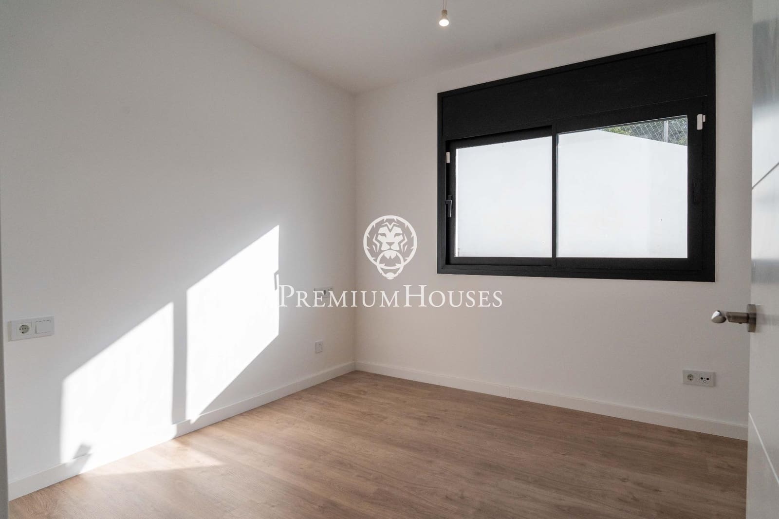 4 soveværelse Villa til salg i Segur de Calafell med swimmingpool garage - € 540.000 (Ref: 9726853)