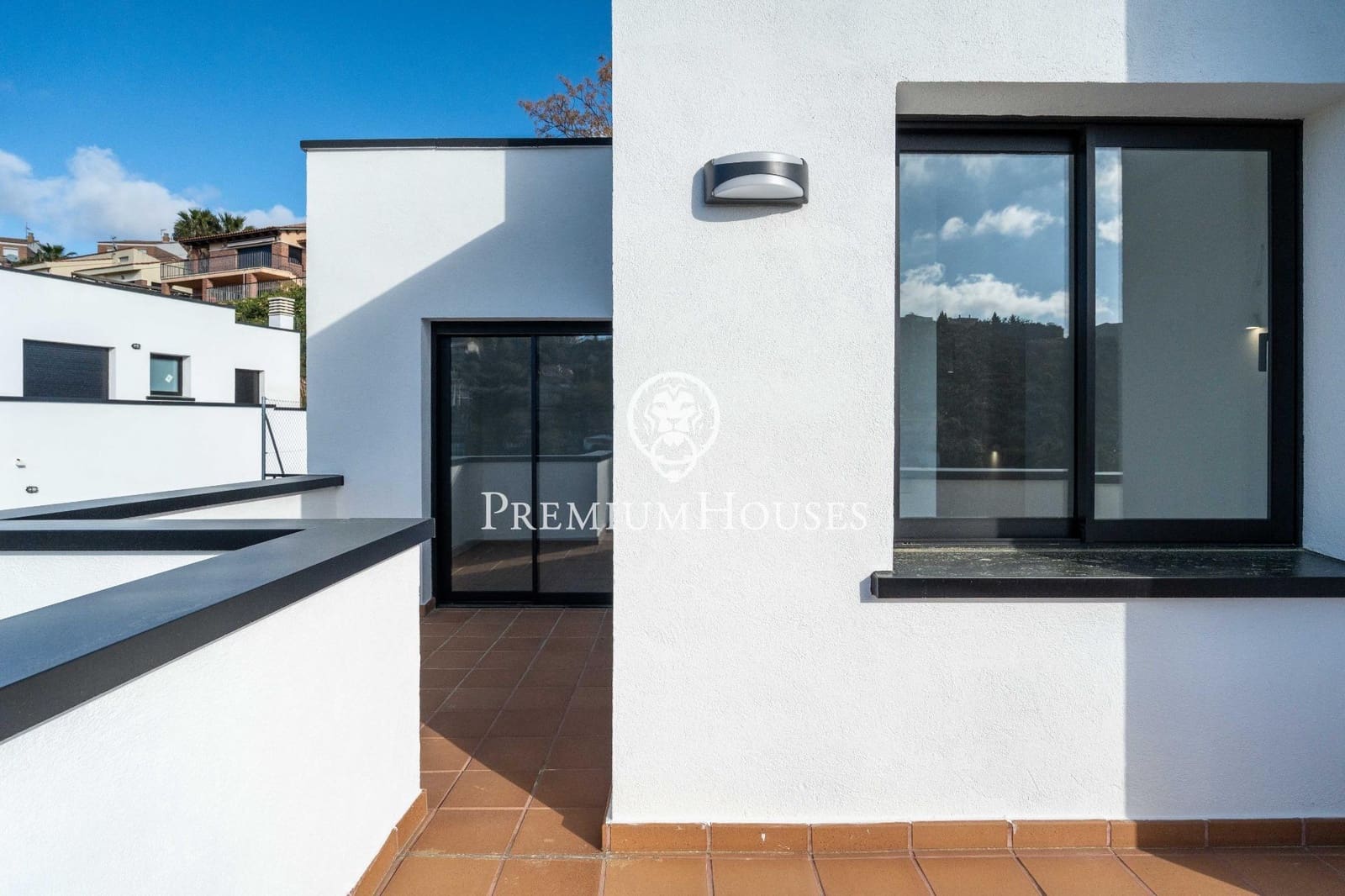4 soveværelse Villa til salg i Segur de Calafell med swimmingpool garage - € 540.000 (Ref: 9726853)