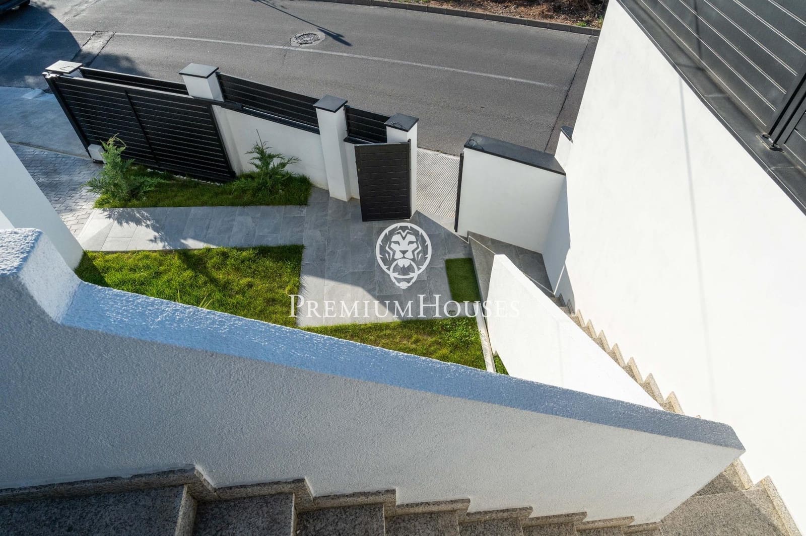 4 soveværelse Villa til salg i Segur de Calafell med swimmingpool garage - € 540.000 (Ref: 9726853)