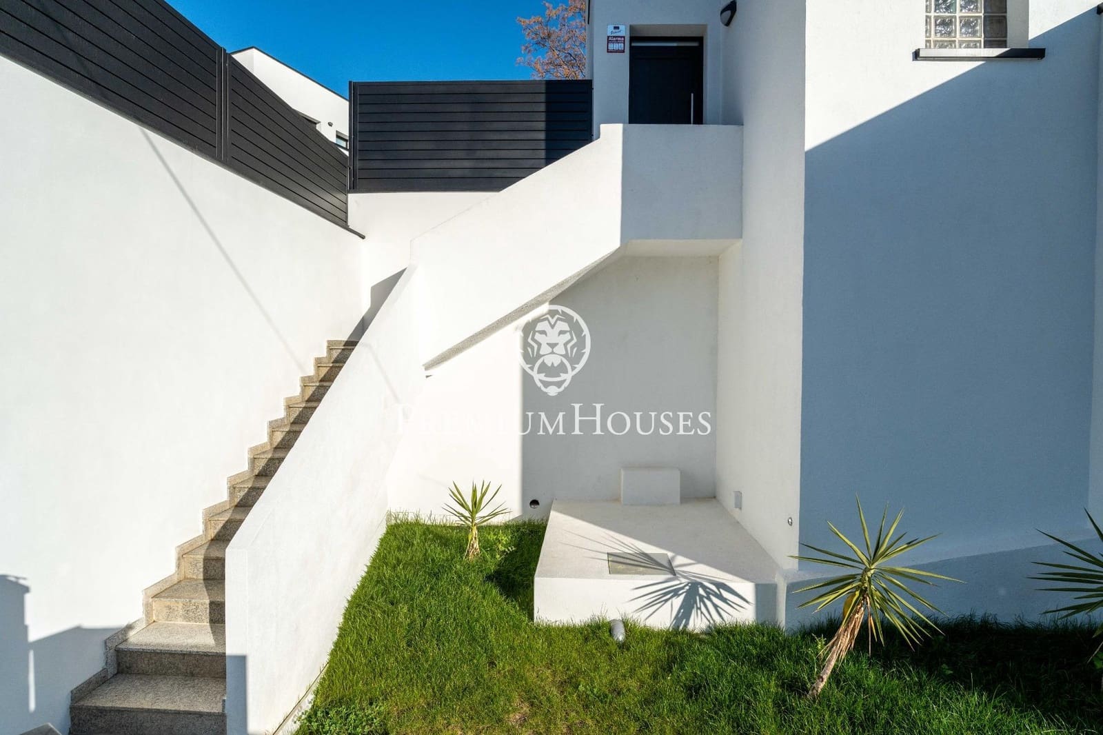 4 soveværelse Villa til salg i Segur de Calafell med swimmingpool garage - € 540.000 (Ref: 9726853)