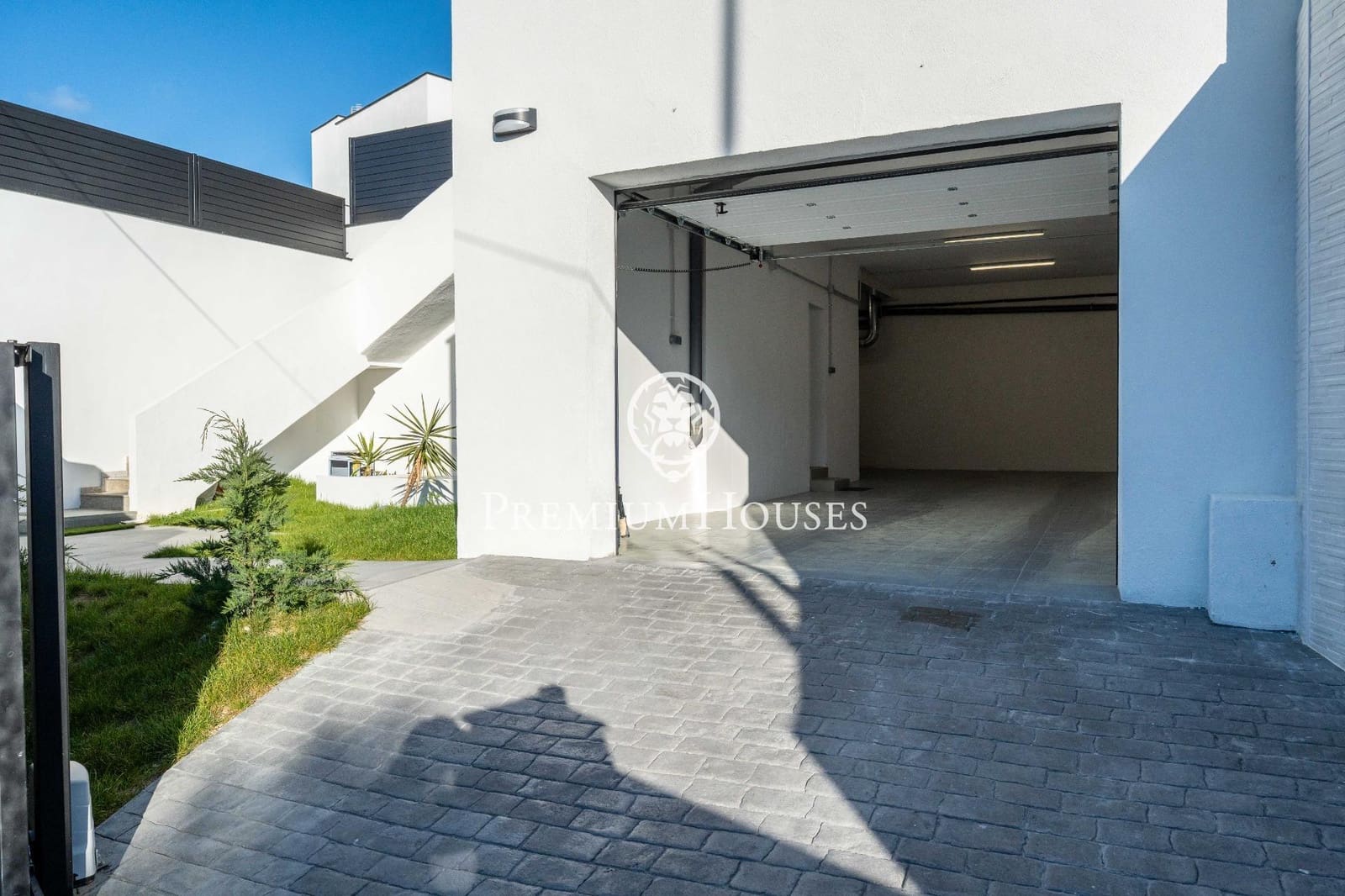 4 soveværelse Villa til salg i Segur de Calafell med swimmingpool garage - € 540.000 (Ref: 9726853)
