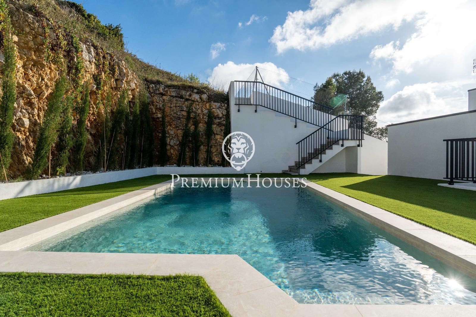4 soveværelse Villa til salg i Segur de Calafell med swimmingpool garage - € 540.000 (Ref: 9726853)