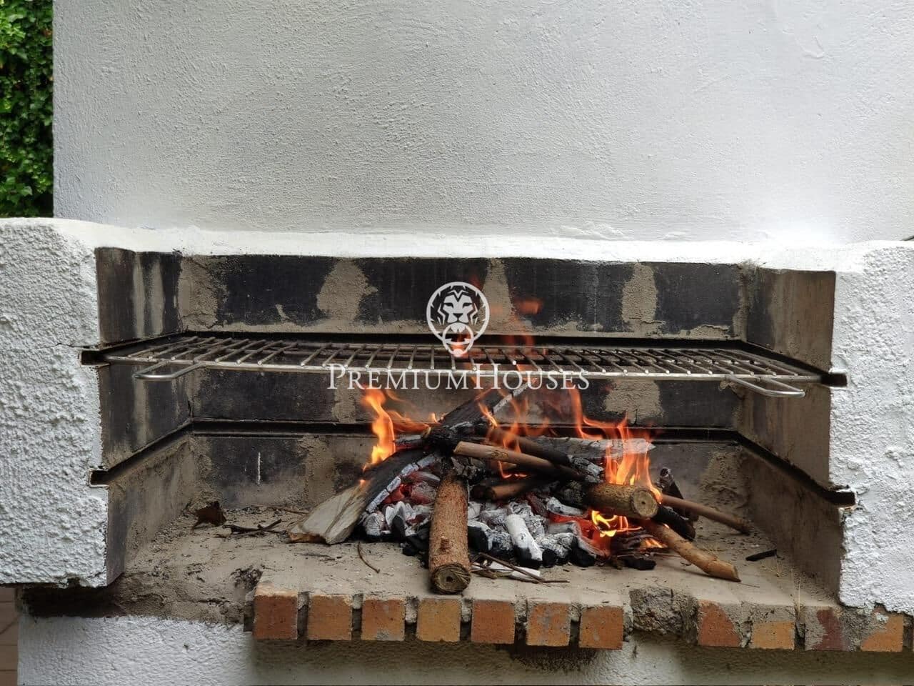 5 soverom Villa til salgs i Sitges med svømmebasseng garasje - € 1 760 000 (Ref: 9732433)