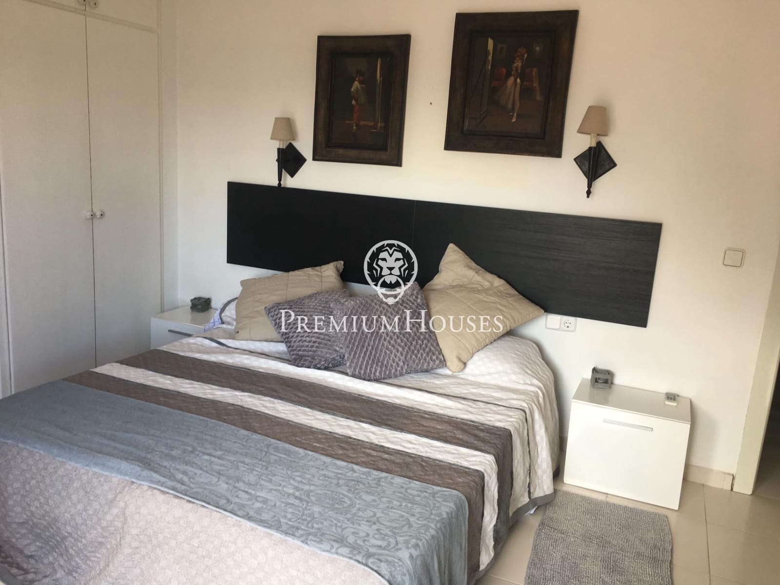 5 soverom Villa til salgs i Sitges med svømmebasseng garasje - € 1 760 000 (Ref: 9732433)