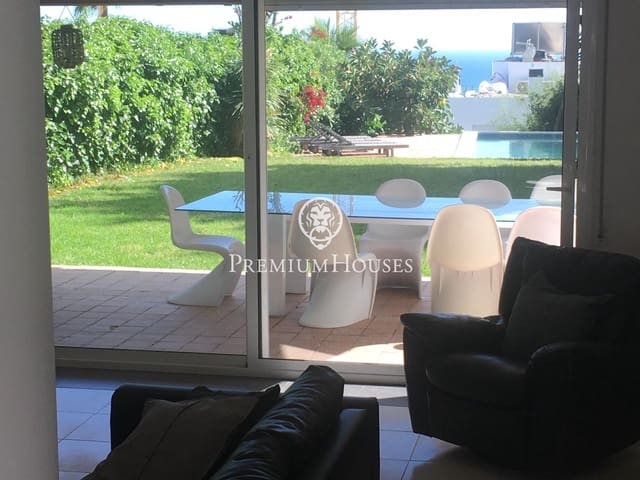 5 soverom Villa til salgs i Sitges med svømmebasseng garasje - € 1 760 000 (Ref: 9732433)