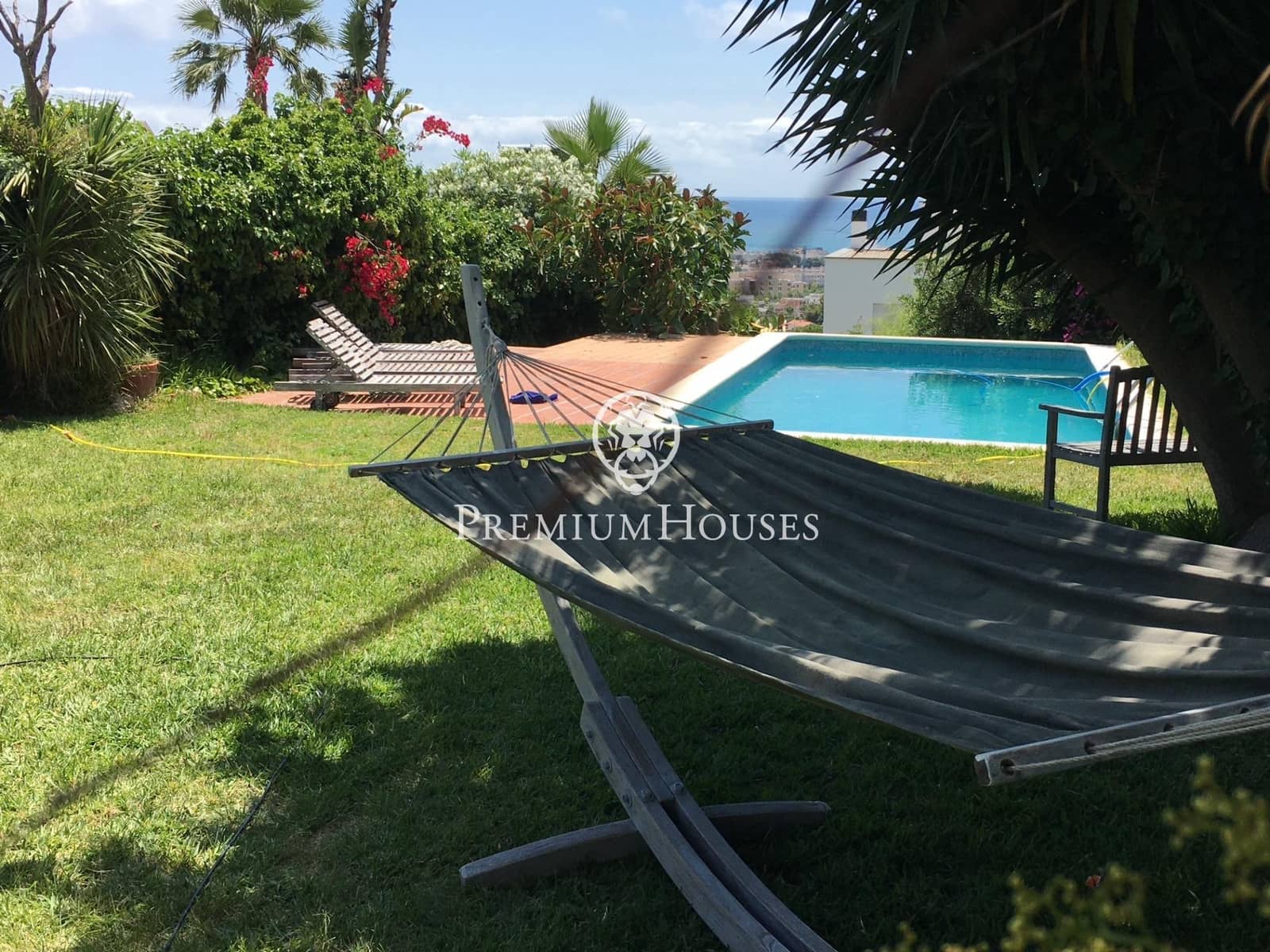 5 soverom Villa til salgs i Sitges med svømmebasseng garasje - € 1 760 000 (Ref: 9732433)