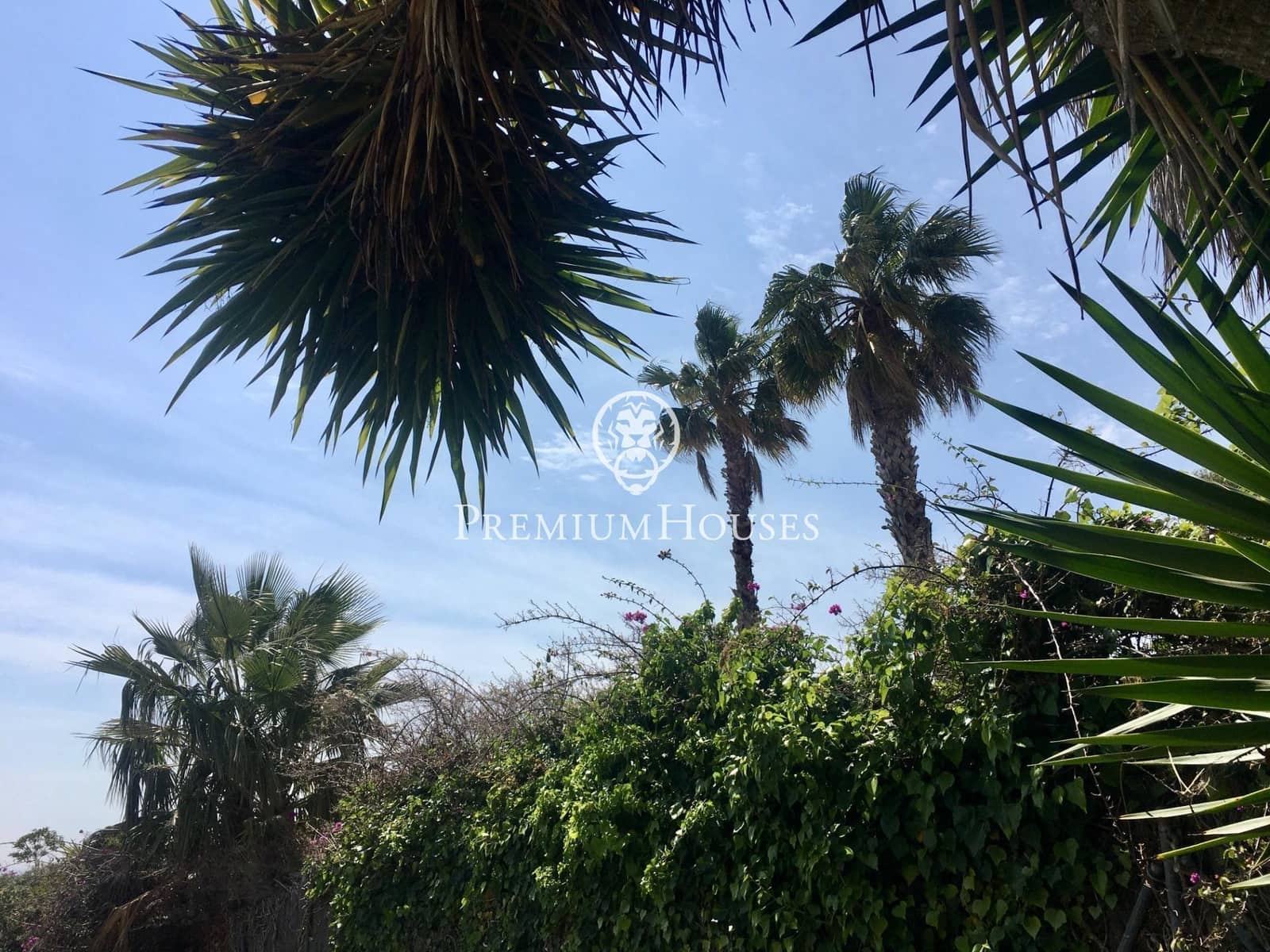 5 soverom Villa til salgs i Sitges med svømmebasseng garasje - € 1 760 000 (Ref: 9732433)