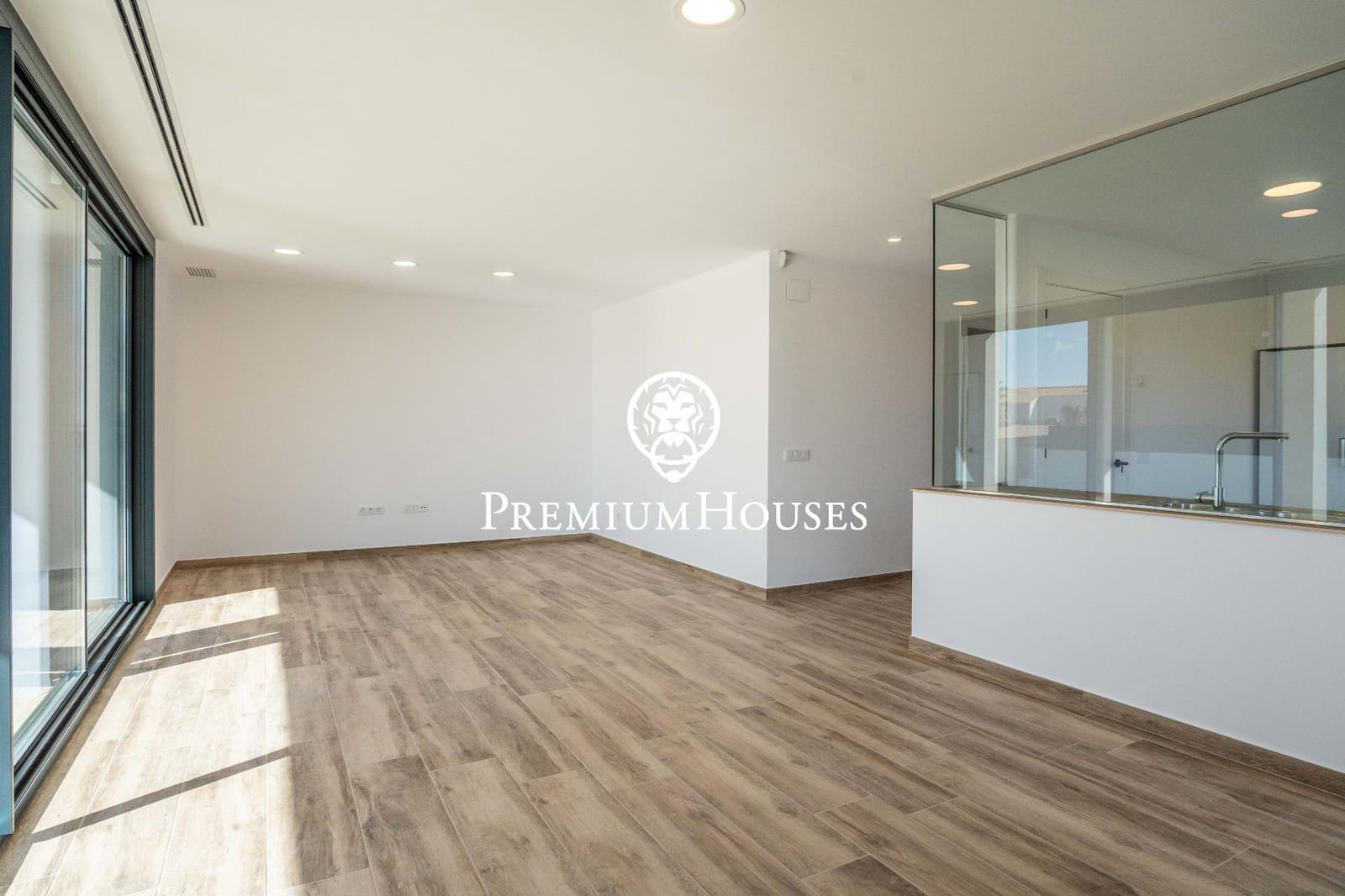 4 Zimmer Villa zu verkaufen in El Vendrell mit Pool - 630.000 € (Ref: 9735818)