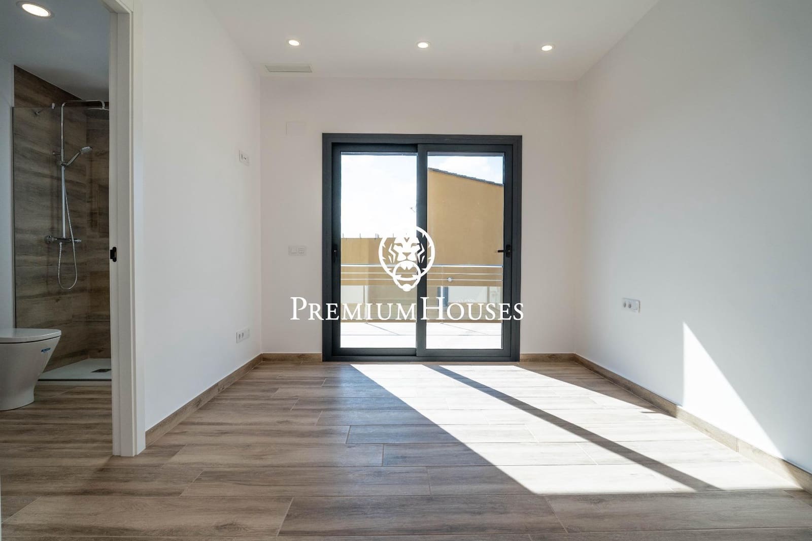 4 Zimmer Villa zu verkaufen in El Vendrell mit Pool - 630.000 € (Ref: 9735818)